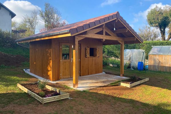 Abri de jardin 4×3 m à Hauteroche (39)