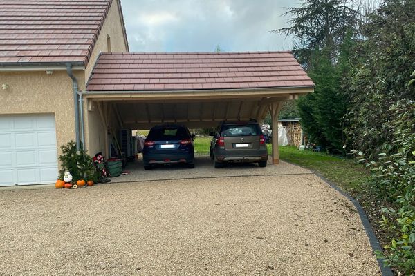 Auvent accolé 5,80 × 6,50 m