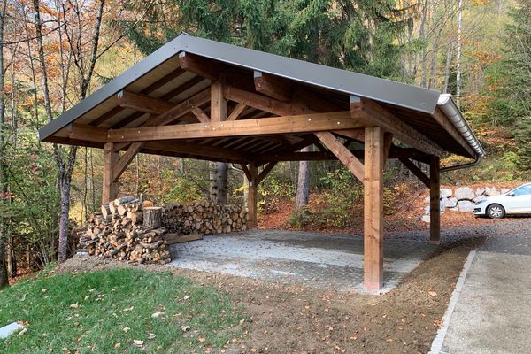 Carport 2 voitures 7 × 7 m à Sallanches (74)