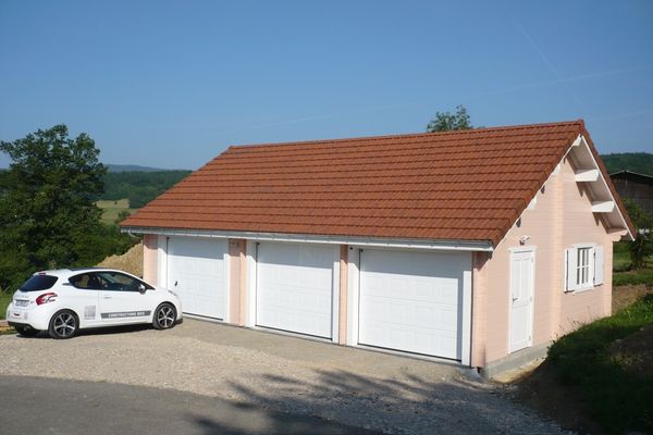 Garage en madriers