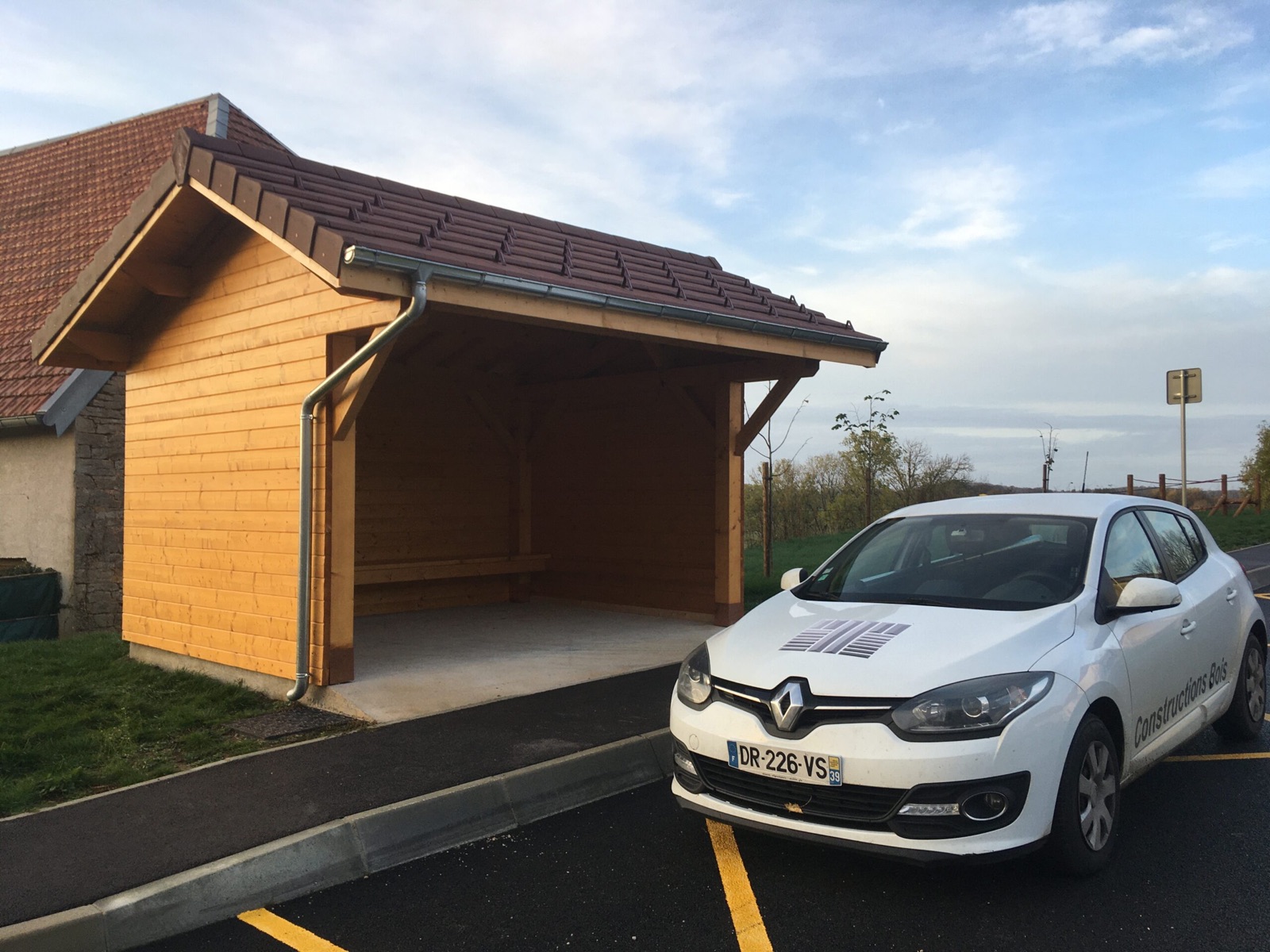 Abri de jardin bois sur mesure réalisé par Tonnaire — réalisation 15