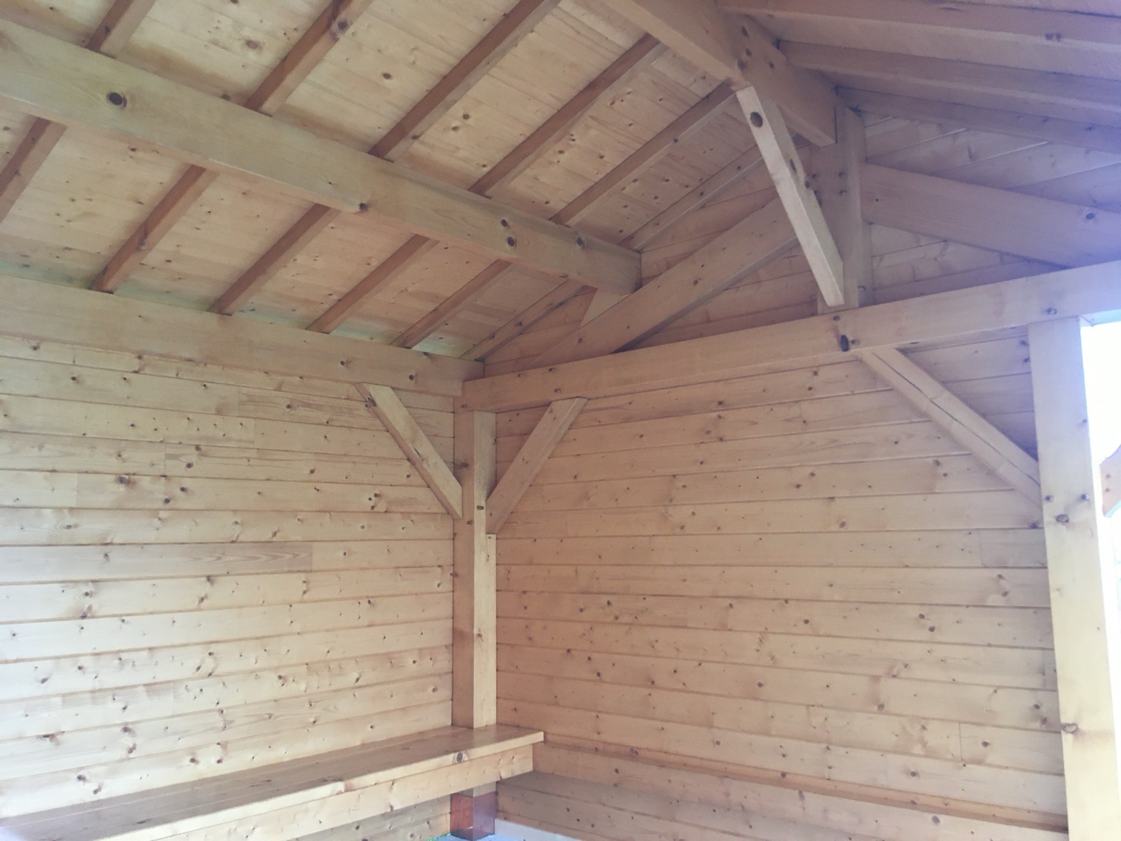 Abri de jardin bois sur mesure réalisé par Tonnaire — réalisation 16