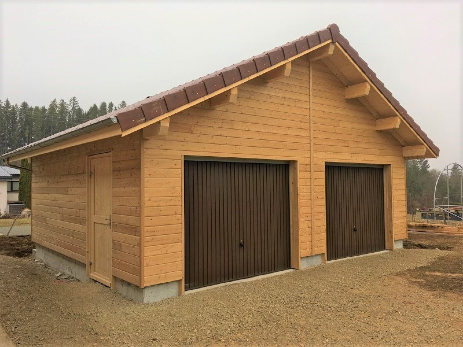 Garage bois sur mesure réalisé par Tonnaire — réalisation 27