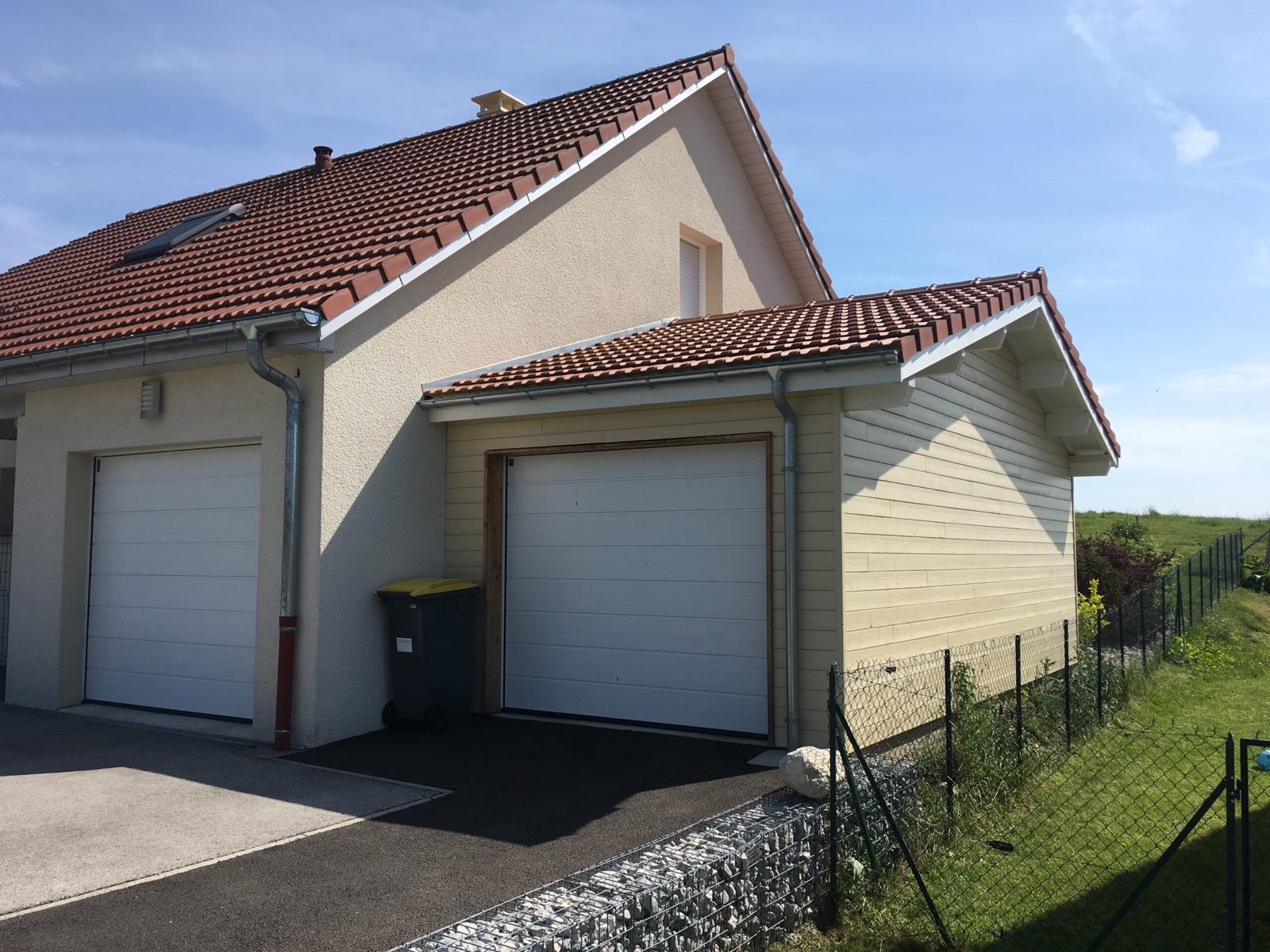 Garage bois sur mesure réalisé par Tonnaire — réalisation 28