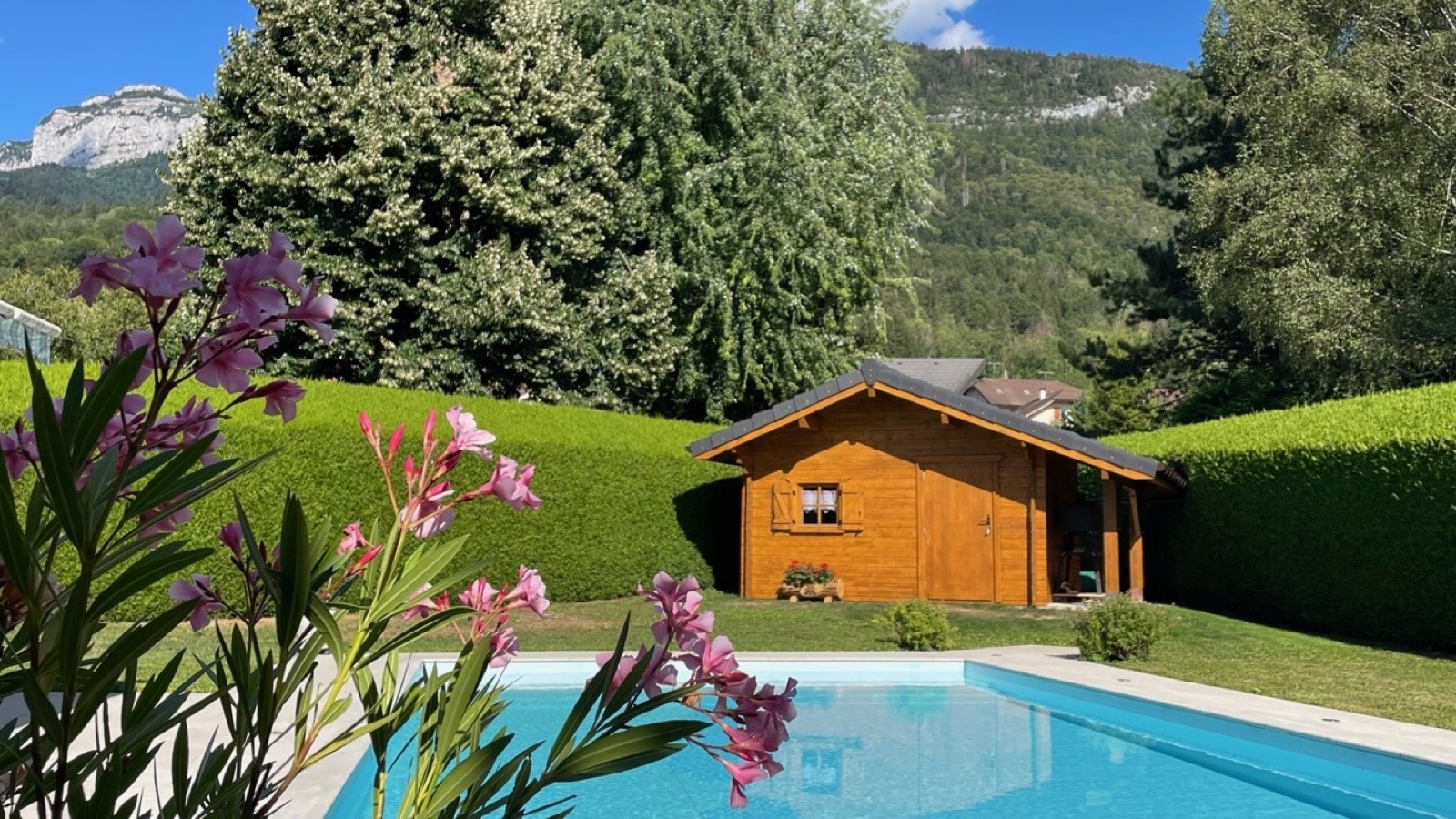 Aménagement extérieur bois réalisé par Tonnaire — réalisation 7