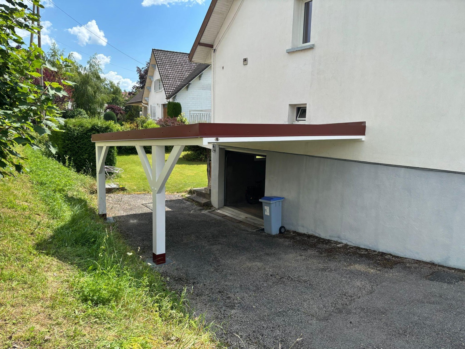 Auvent bois accolé sur mesure réalisé par Tonnaire — réalisation 10