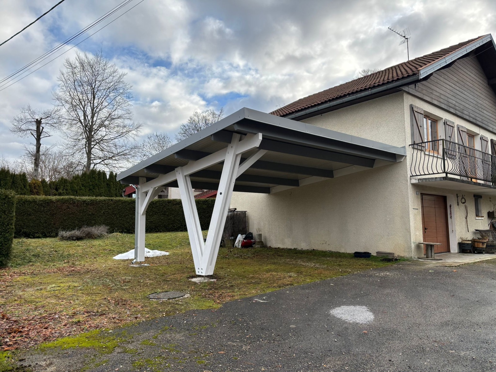 Auvent bois accolé sur mesure réalisé par Tonnaire — réalisation 8