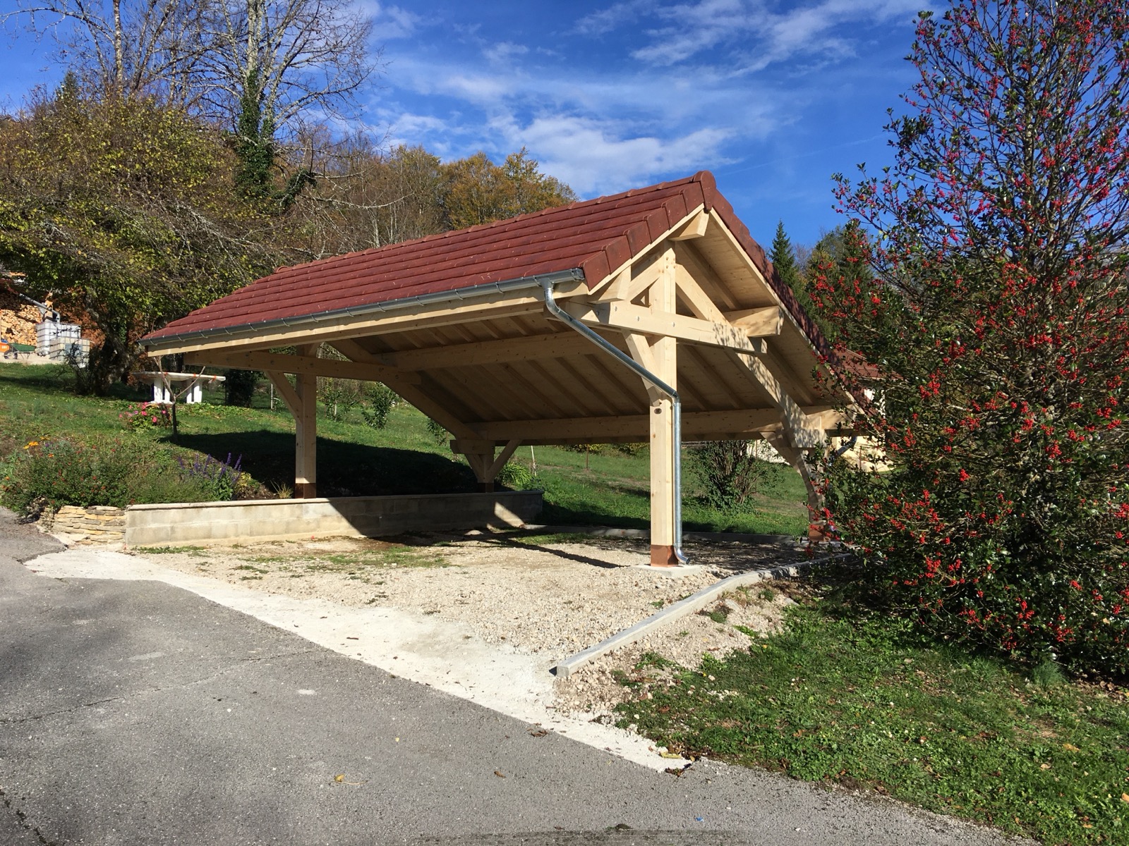 Carport bois sur mesure réalisé par Tonnaire — réalisation 3