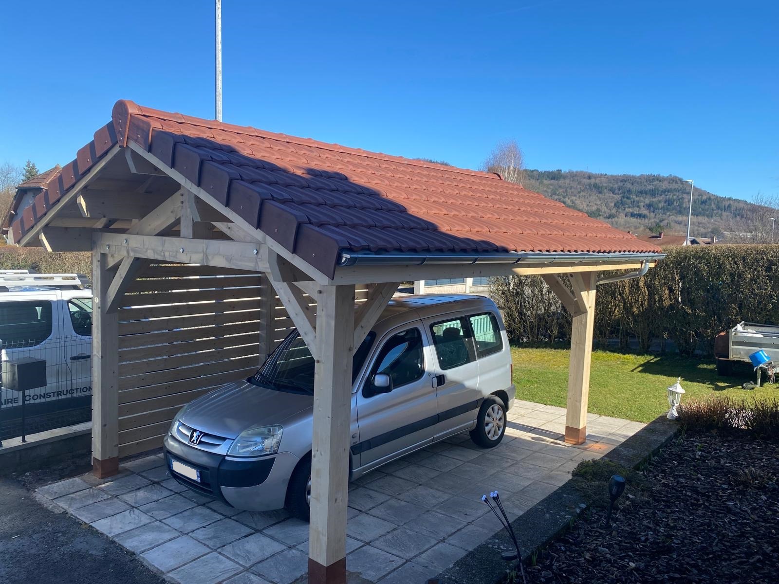 Carport bois sur mesure réalisé par Tonnaire — réalisation 17