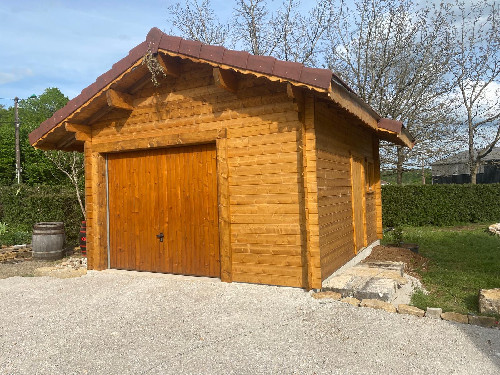 Garage bois sur mesure réalisé par Tonnaire — réalisation 13