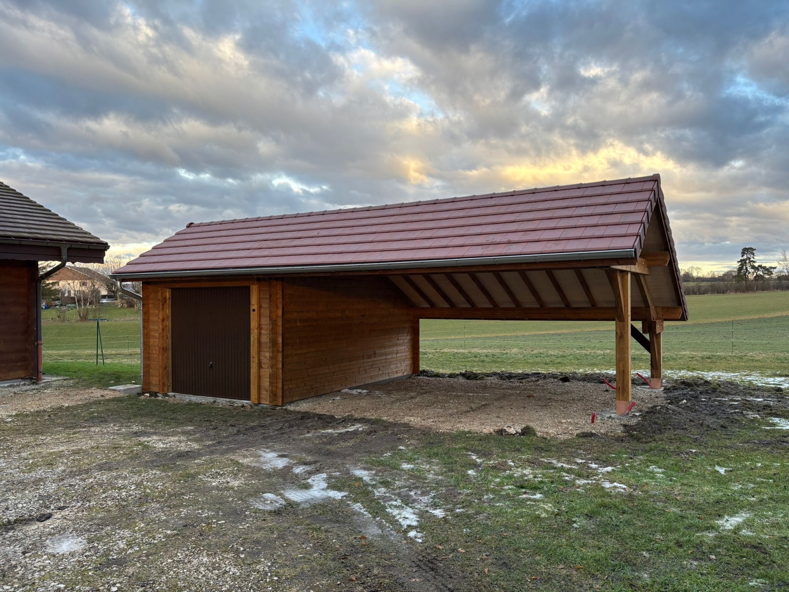 Garage bois sur mesure réalisé par Tonnaire — réalisation 4