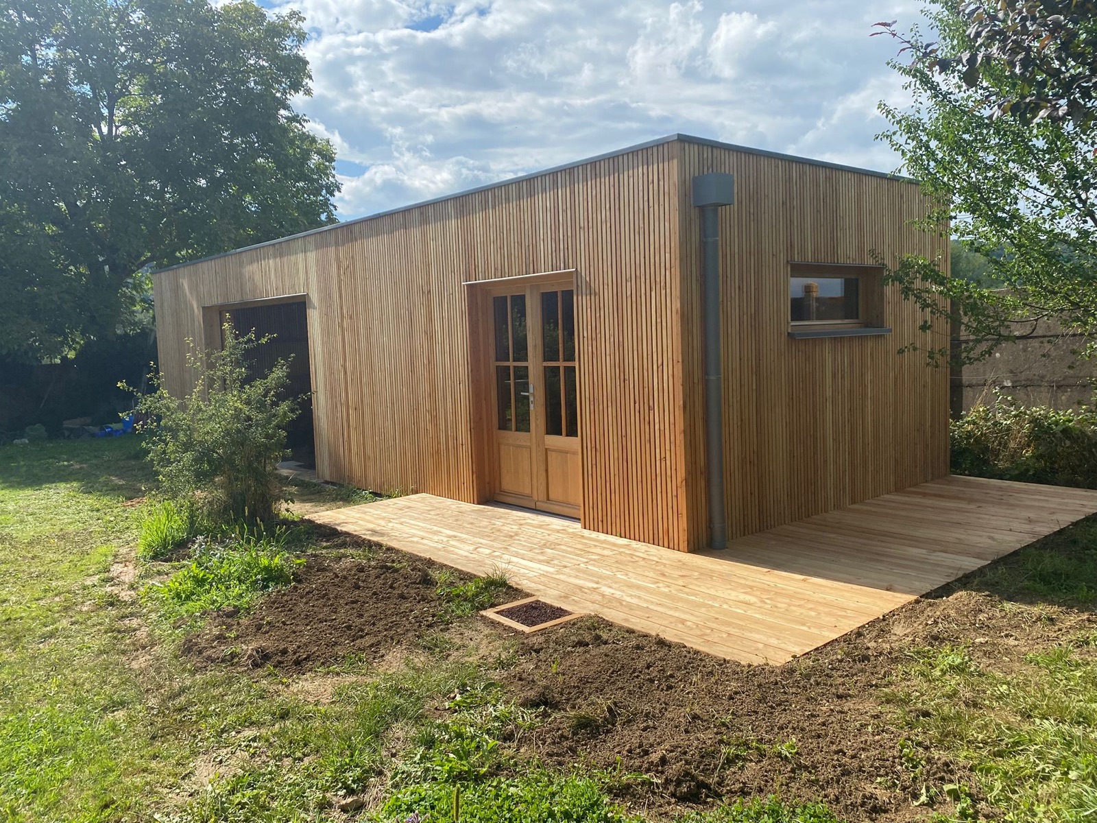 Garage bois sur mesure réalisé par Tonnaire — réalisation 1